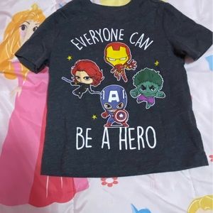 Superhero tee size 3t